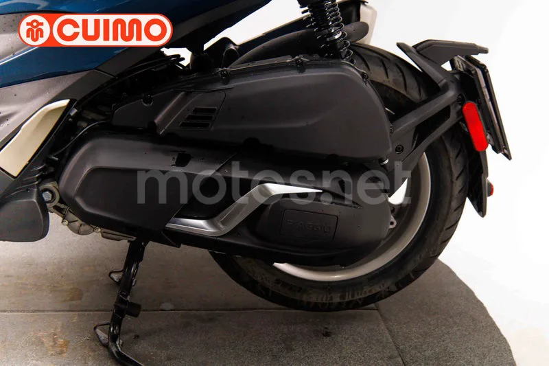 Piaggio Beverly 400 - Vista 35