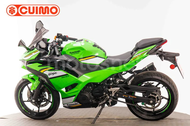 Kawasaki Ninja 500 - Vista 15