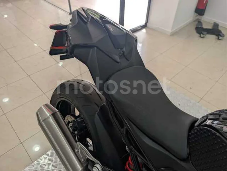 BMW S 1000 RR - Vista 17