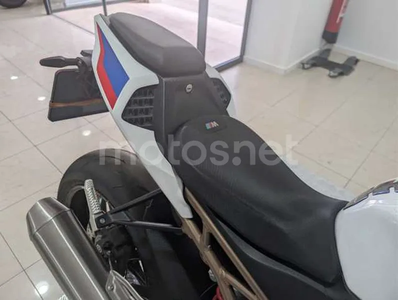 BMW S 1000 RR - Vista 19