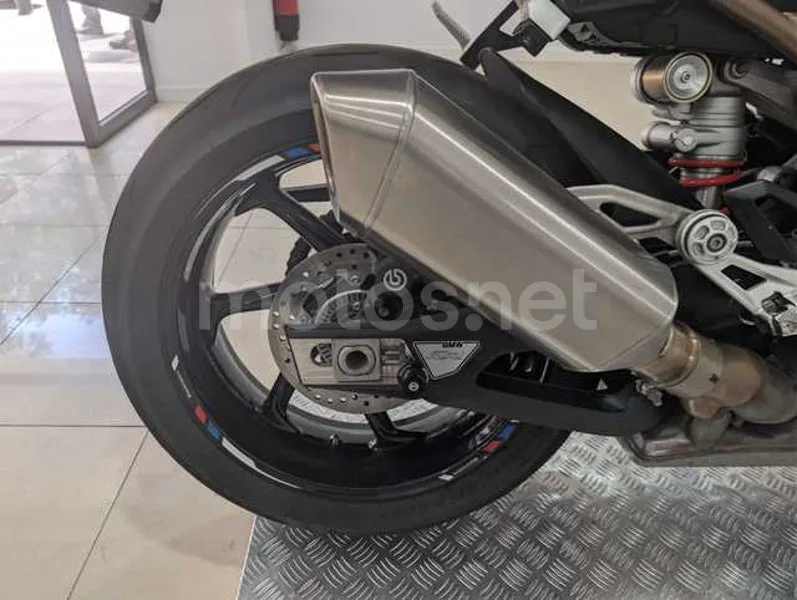 BMW S 1000 RR - Vista 24