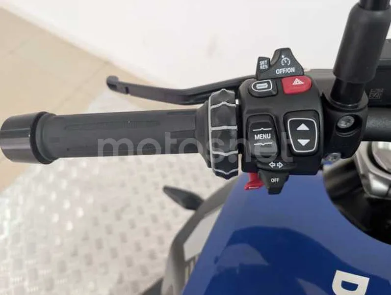 BMW R 1300 R - Vista 12