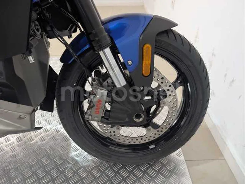 BMW R 1300 R - Vista 15