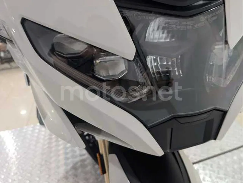 BMW R 1250 RT - Vista 15