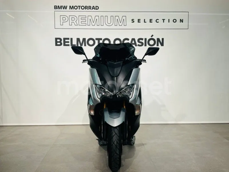 Yamaha XMAX 400 - Vista 3