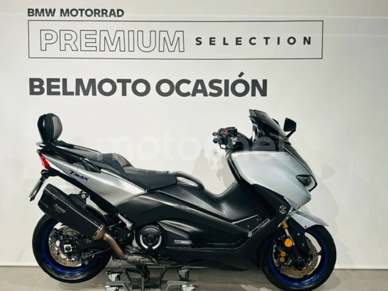 Yamaha XMAX 400 - Vista 5