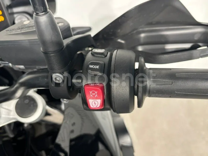 BMW F 750 GS - Vista 9