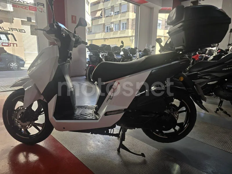 Peugeot Tweet 125 1895 € 2023 Alicante - 2