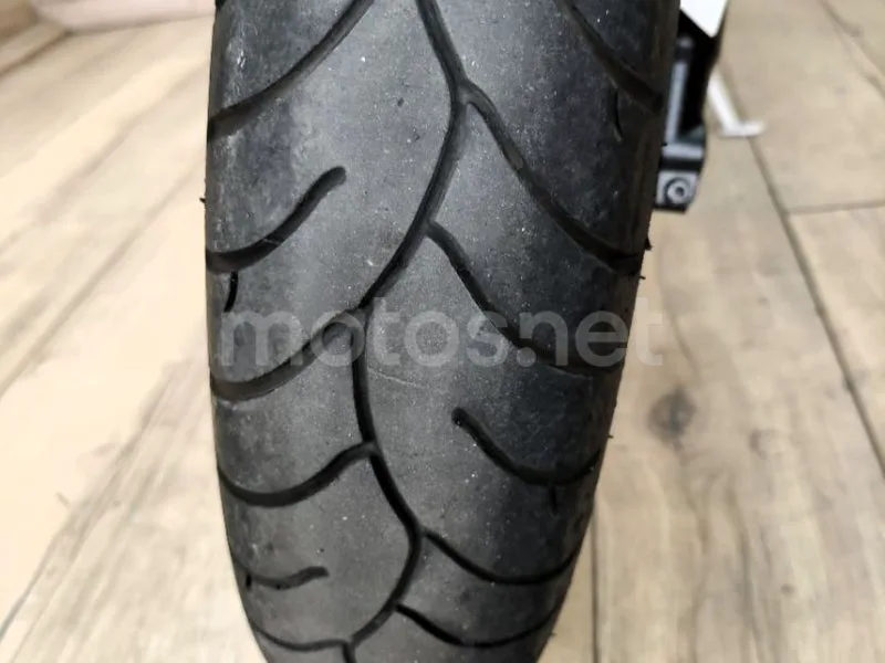 Triumph Street Triple - Vista 19
