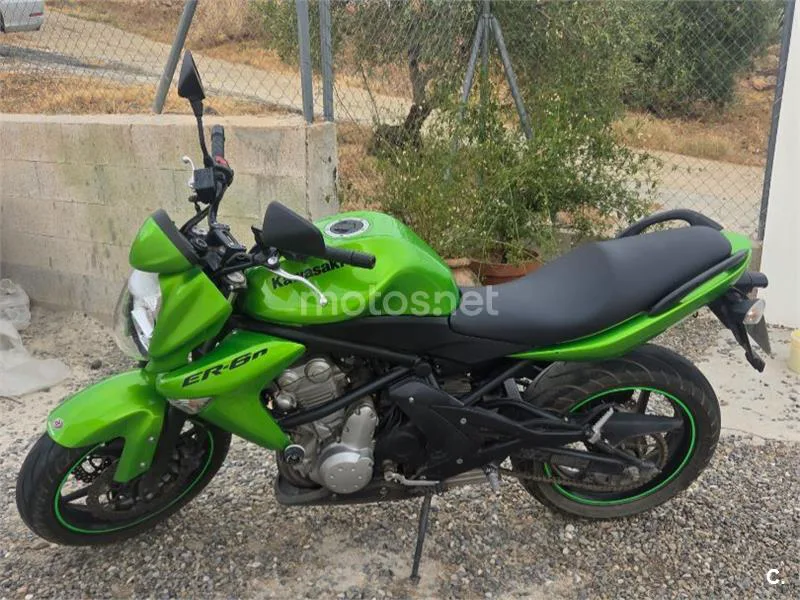 Kawasaki ER-6n - Vista 4