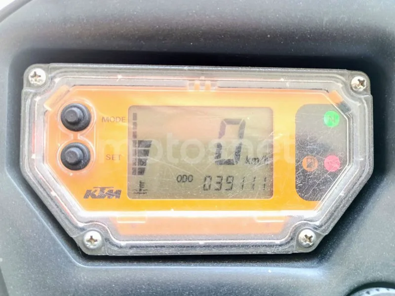 KTM 990 Super Duke - Vista 7