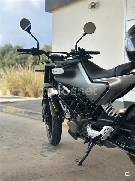 Husqvarna Svartpilen 125 - Vista 3