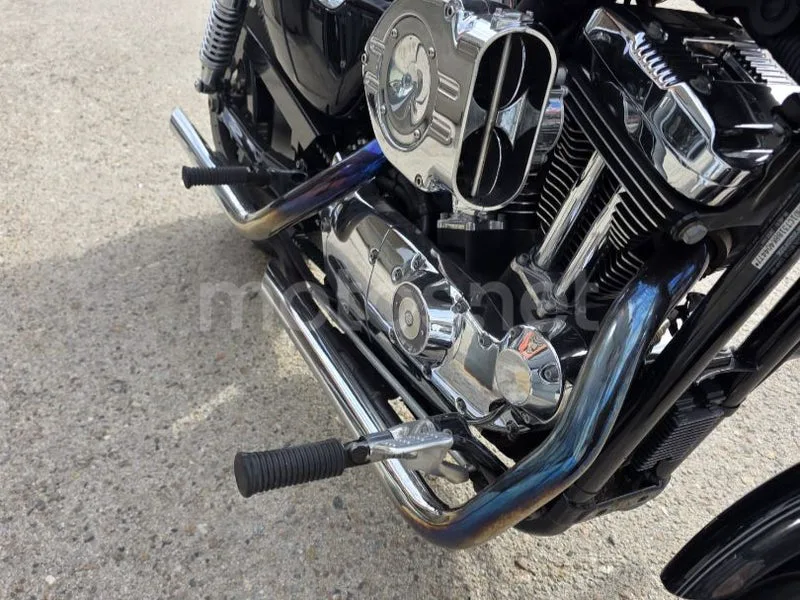 Harley-Davidson Sportster 1200 Custom - Vista 5