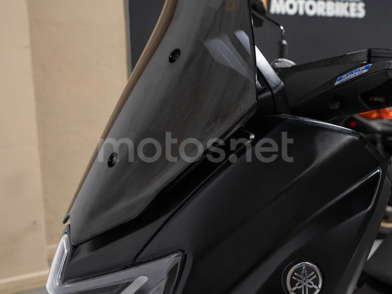 Yamaha NMAX - Vista 14