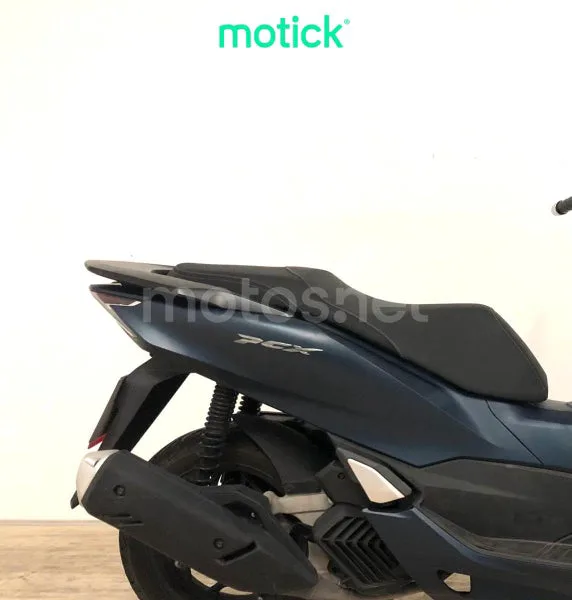 Honda PCX125 - Vista 3