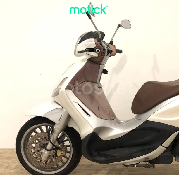 Piaggio Beverly 300 - Vista 7