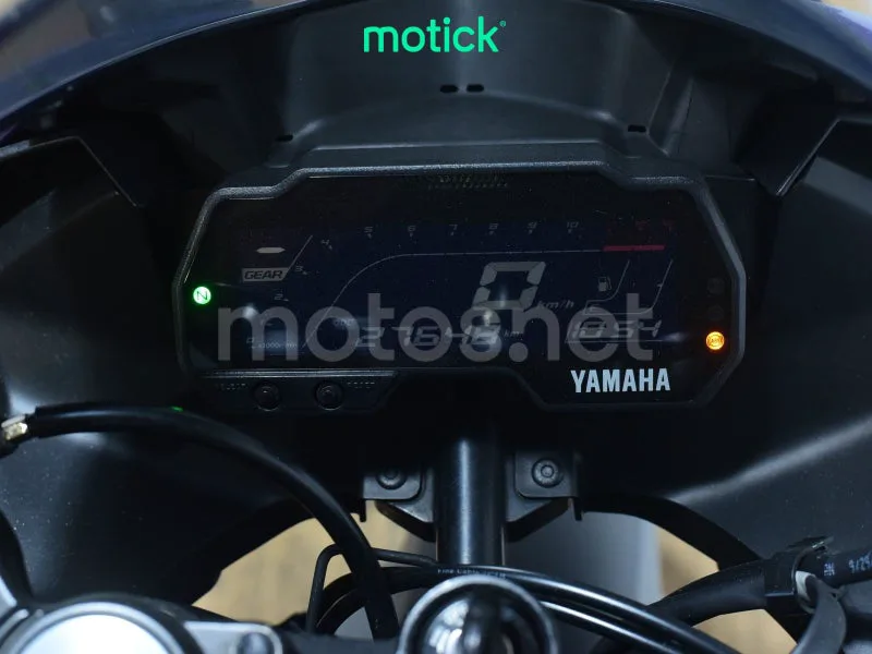 Yamaha YZF-R125 - Vista 5