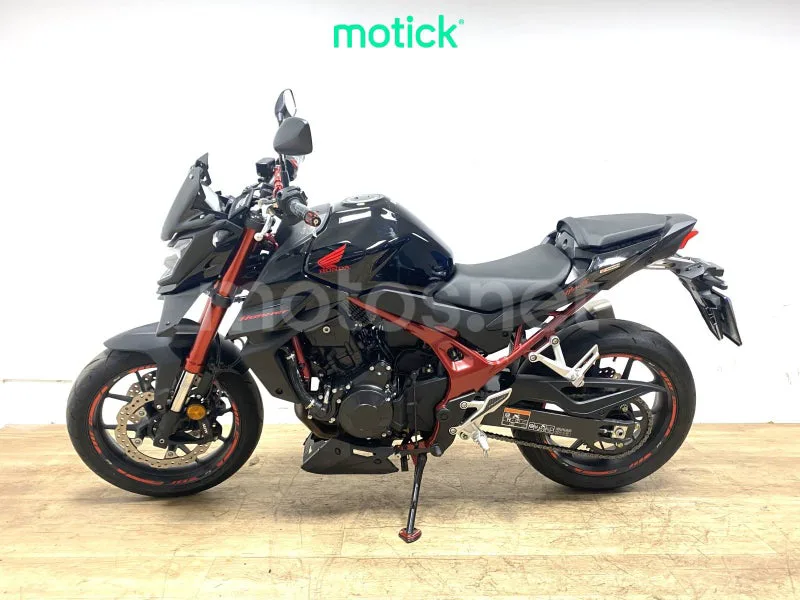 Honda CB750 Hornet - Vista 6