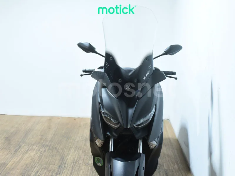 Yamaha XMAX 300 - Vista 11