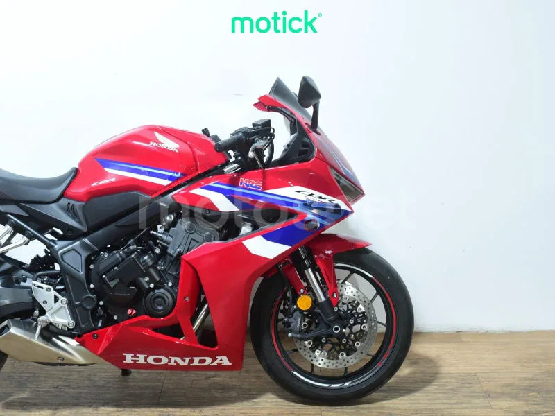 Honda CBR650R - Vista 4