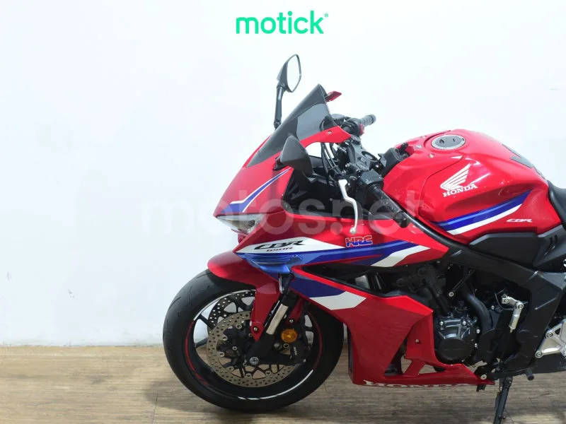 Honda CBR650R - Vista 8