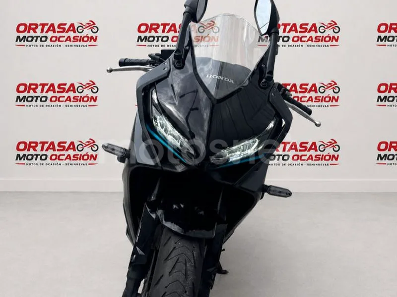 Honda CBR650R - Vista 3