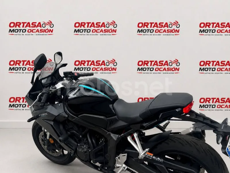 Honda CBR650R - Vista 7