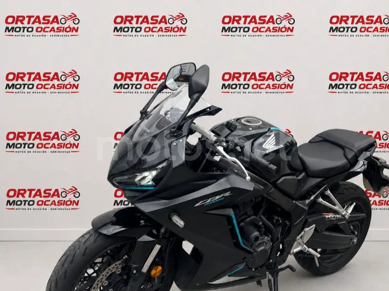 Honda CBR650R - Vista 8