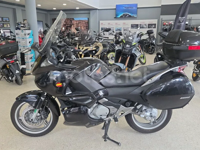 Honda NT700V Deauville 3300 € 2008 Sevilla - 1