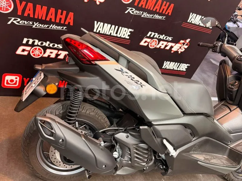 Yamaha XMAX 125 - Vista 8