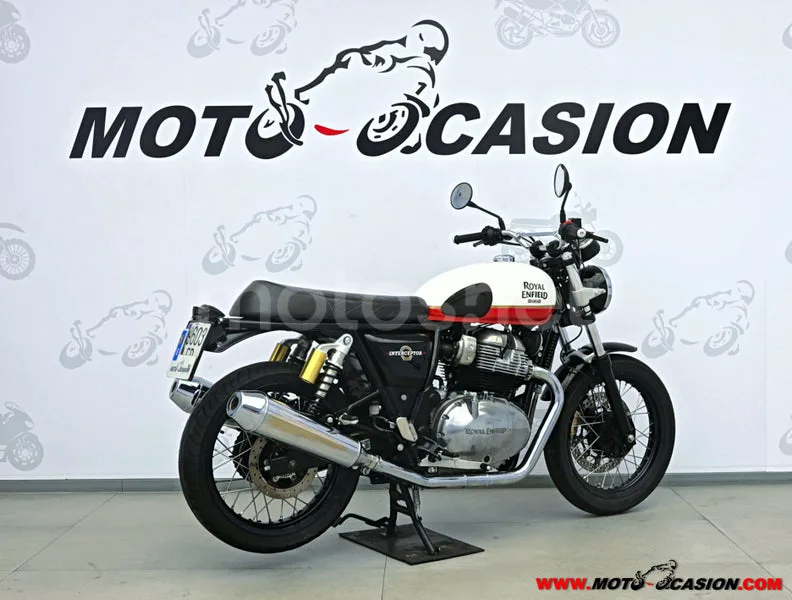 Royal Enfield Interceptor 650 - Vista 3