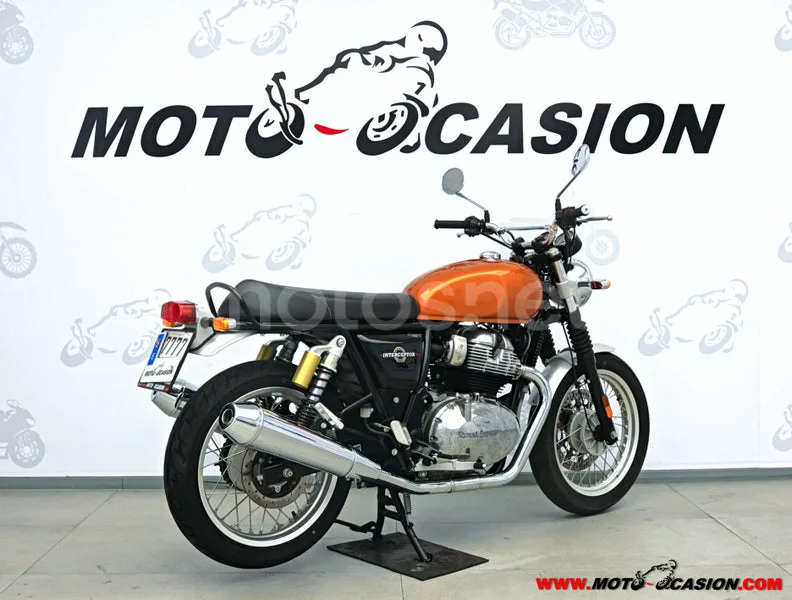 Royal Enfield Interceptor 650 - Vista 3