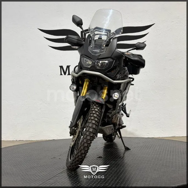 Honda CRF1000L Africa Twin - Vista 4