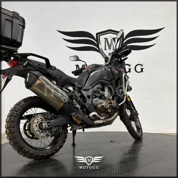 Honda CRF1000L Africa Twin - Vista 6