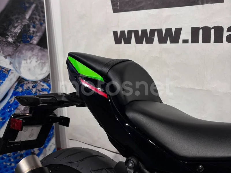 Kawasaki Ninja 650 - Vista 14