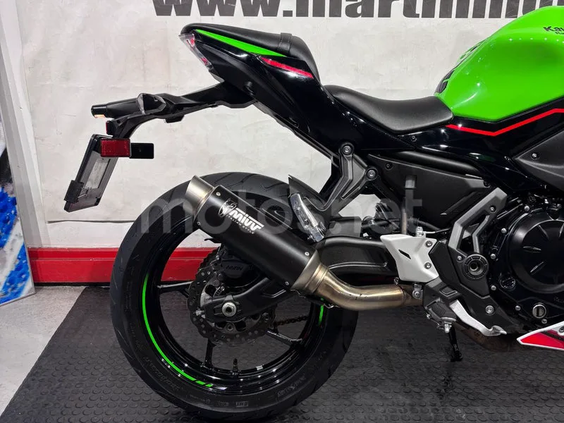 Kawasaki Ninja 650 - Vista 7