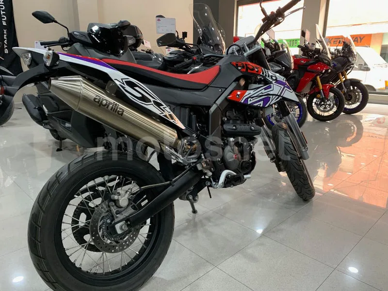 Aprilia SX 125 - Vista 3