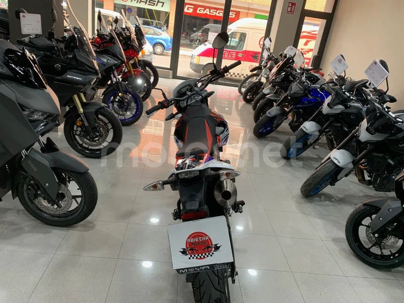 Aprilia SX 125 - Vista 9