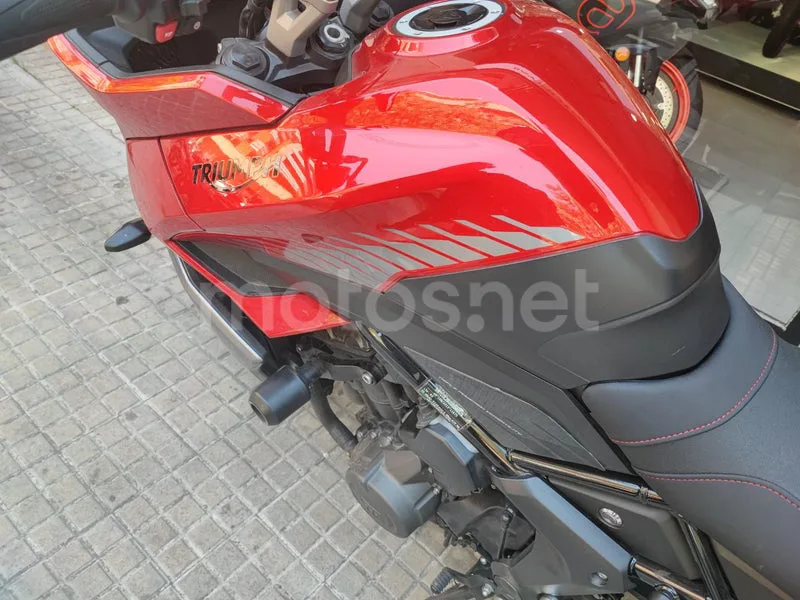 Triumph Tiger Sport 660 - Vista 9