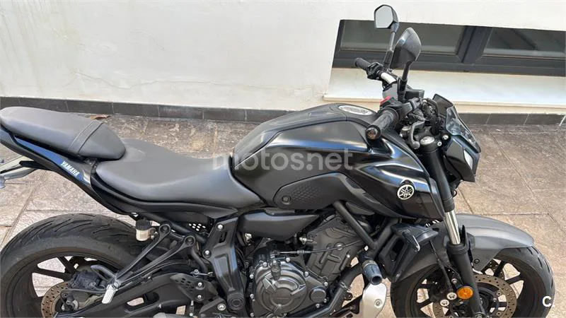 Yamaha MT-07 - Vista 3