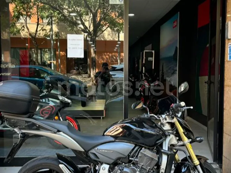 Honda CB600F Hornet 2895 € 2007 Tarragona - 2