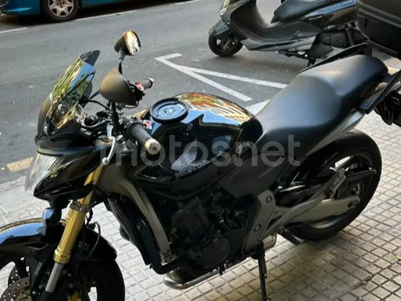Honda CB600F Hornet - Vista 4