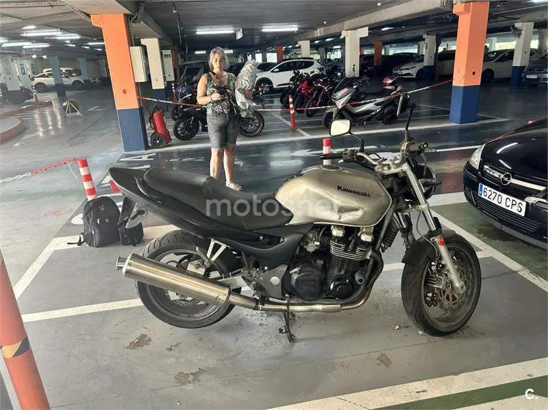 Kawasaki Z750 - Vista 4