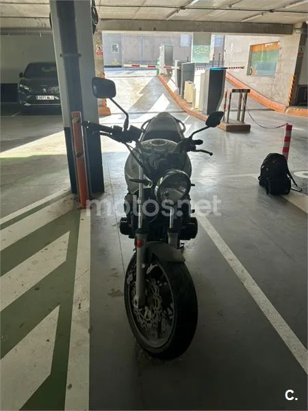 Kawasaki Z750 - Vista 6