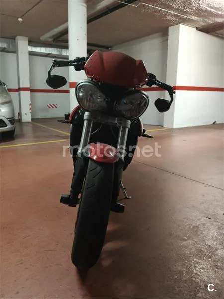 Triumph Street Triple - Vista 4