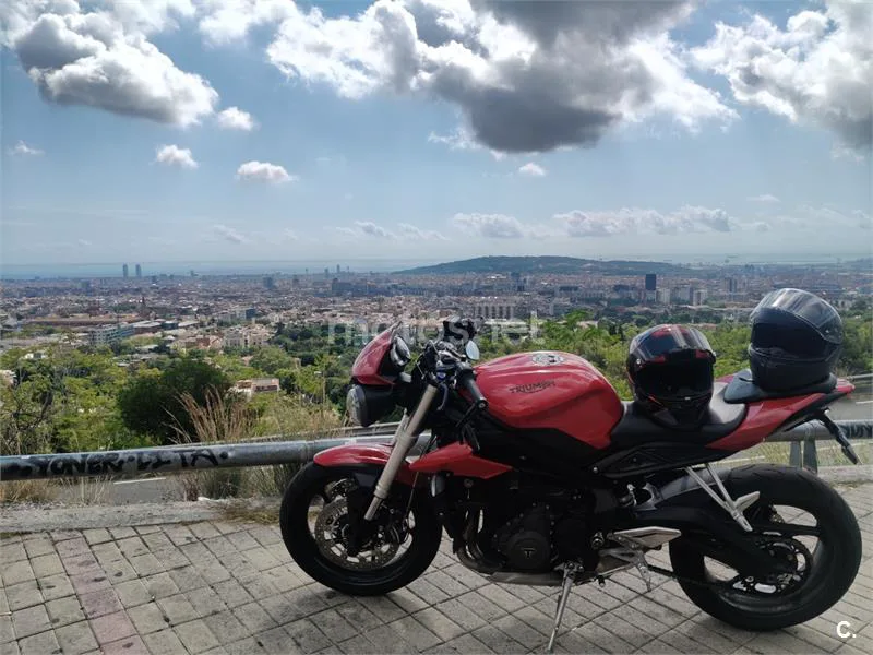 Triumph Street Triple - Vista 7