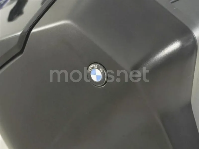 BMW S 1000 XR - Vista 20