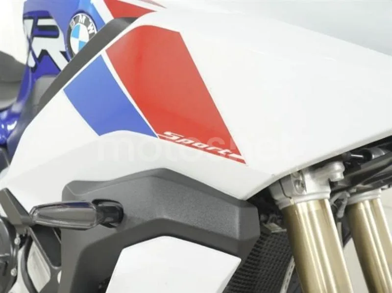 BMW S 1000 XR - Vista 8