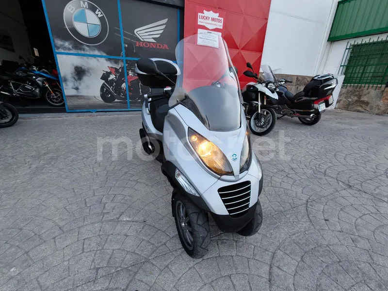 Piaggio MP3 400 - Vista 20