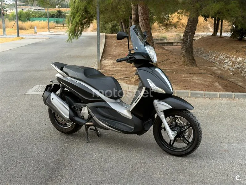 Piaggio Beverly Sport Touring 350 - Vista 8